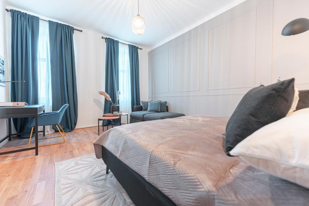City Appartement Wagram Am Hauptbahnhof Санкт Пьолтен Екстериор снимка