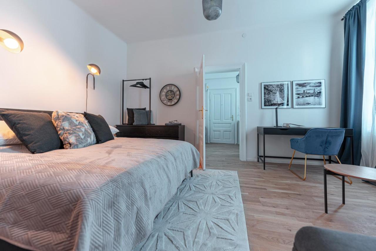 City Appartement Wagram Am Hauptbahnhof Санкт Пьолтен Екстериор снимка