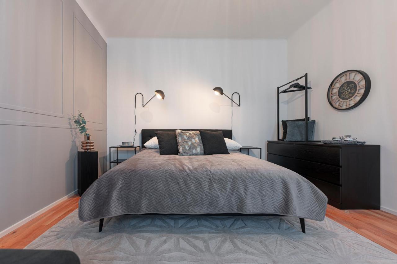 City Appartement Wagram Am Hauptbahnhof Санкт Пьолтен Екстериор снимка