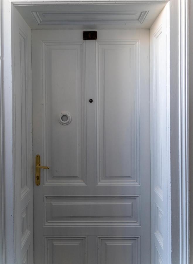 City Appartement Wagram Am Hauptbahnhof Санкт Пьолтен Екстериор снимка